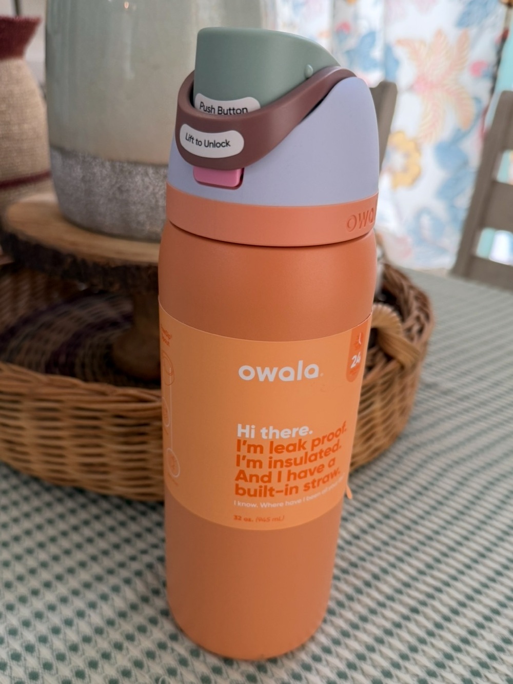 New Owala Rare Color FreeSip Insulated Leak-Proof Water Bottle Peach Mint Accent